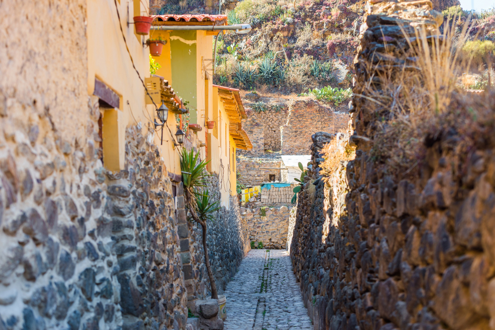 Ollantaytambo town